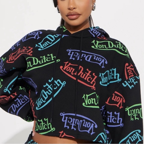 Von Dutch Tops - Von Dutch Women's Black Crop Hoodie with Colorful Logo Pattern size L